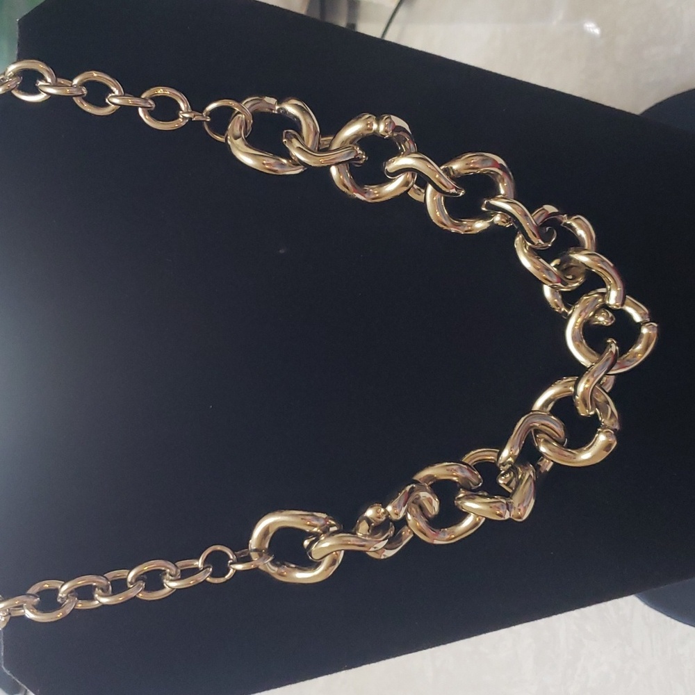 Express Chunky Link Silver-Tone Necklace.